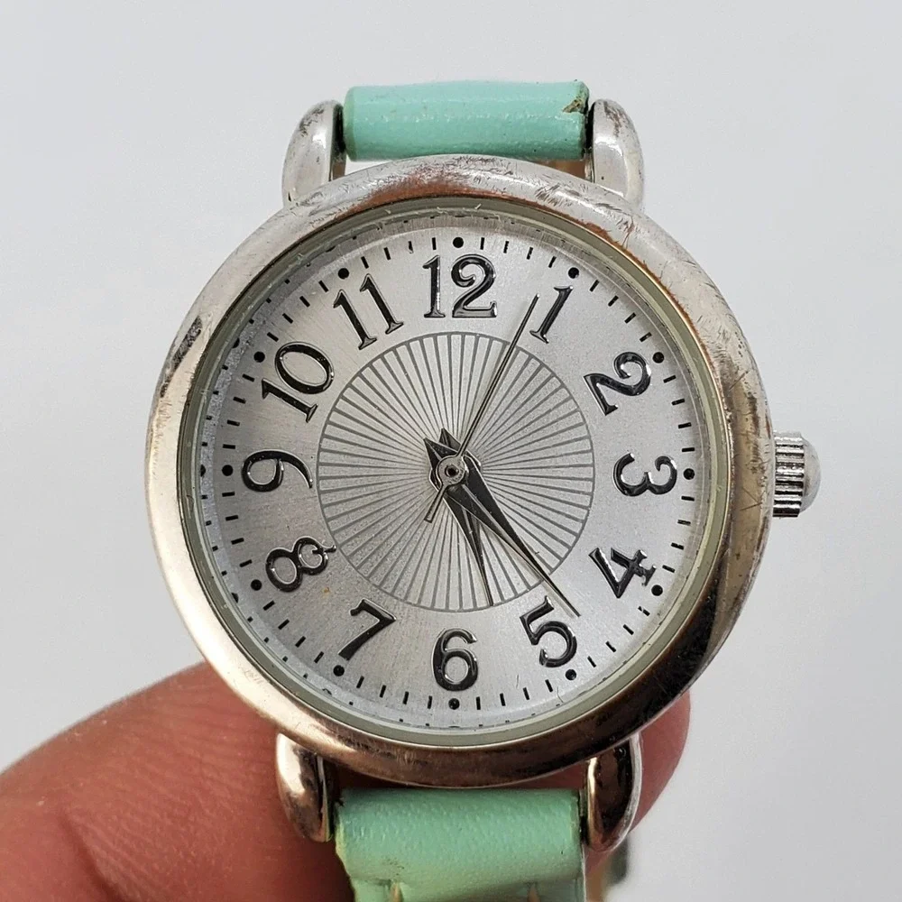 Women's Watch 26MM Gray Case Dial‎ Teal Faux Leather Bands New Battery